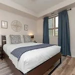 Light N Airy, Pool, Hot Tub, Pets, Ground Floor