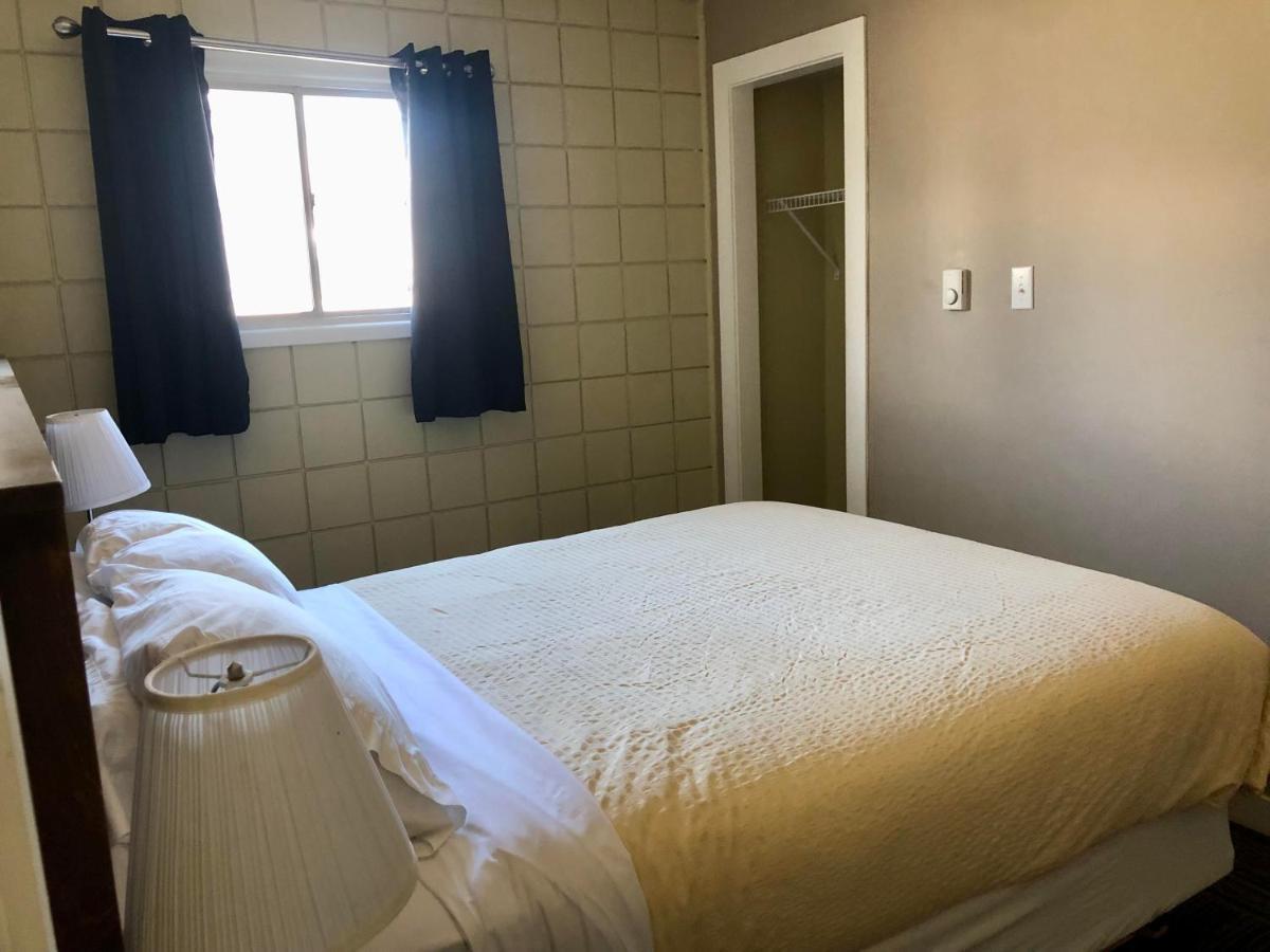 Canterbury Motel Invermere