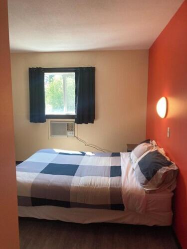 Canterbury Motel Invermere