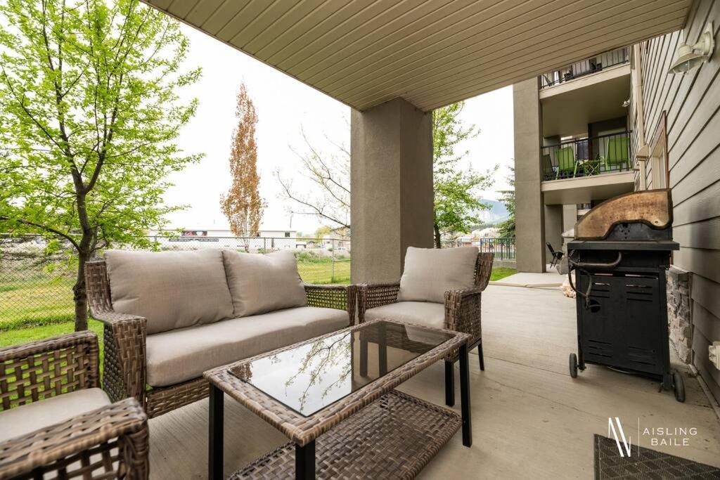 Light N Airy, Pool, Hot Tub, Pets, Ground Floor Apartment