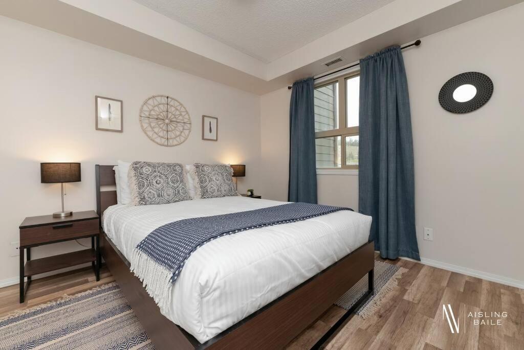 Light N Airy, Pool, Hot Tub, Pets, Ground Floor Invermere