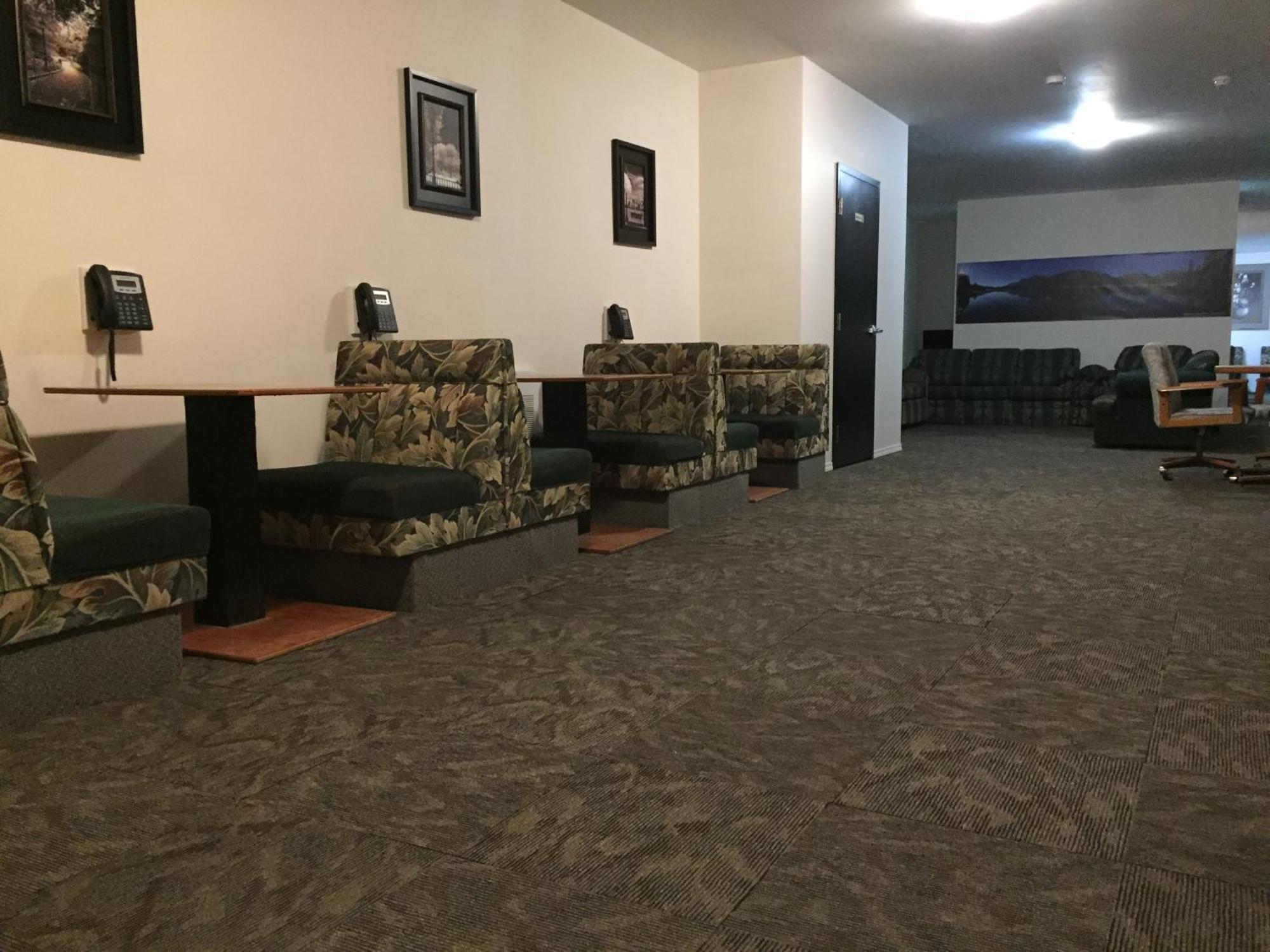 Invermere Hostel