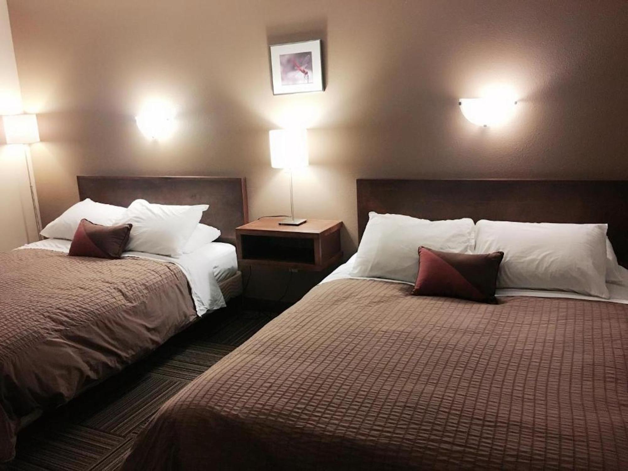 Canterbury Motel Invermere