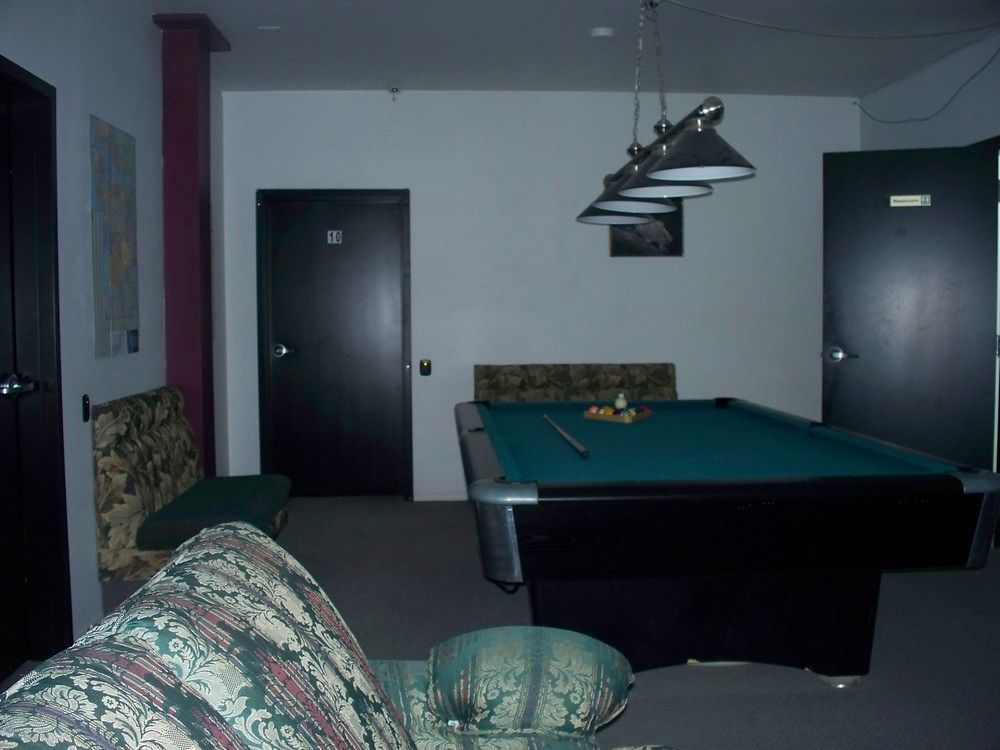 Invermere Hostel *