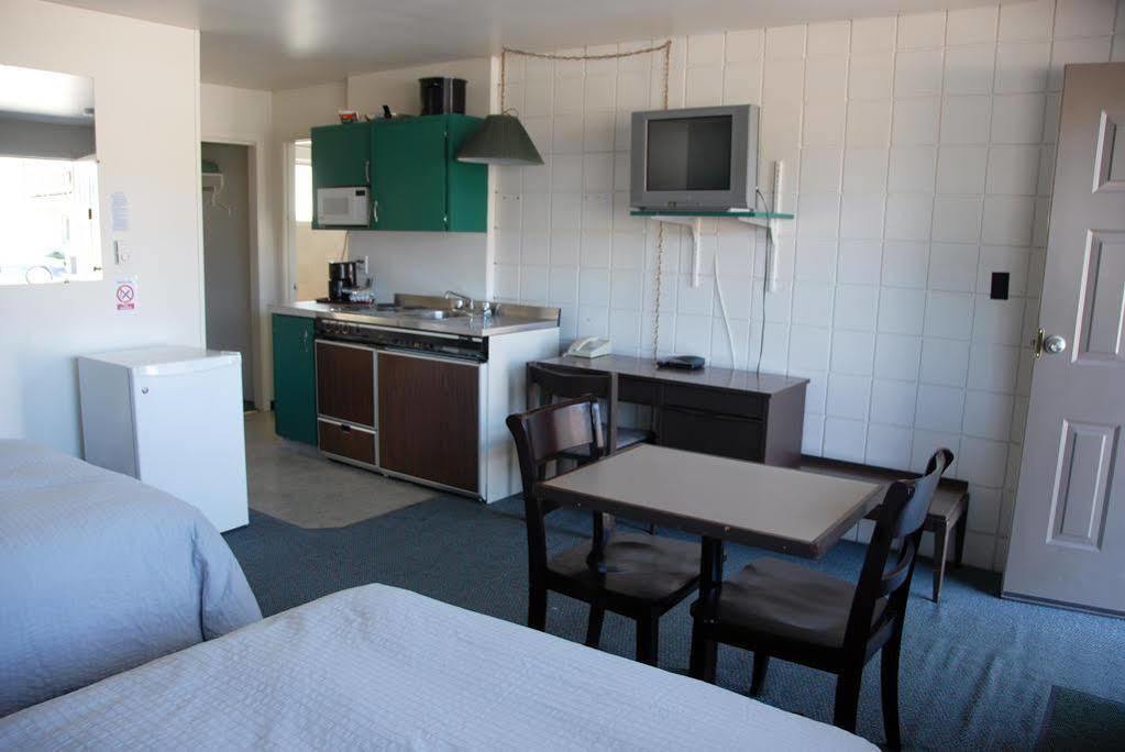 Motel Canterbury Invermere