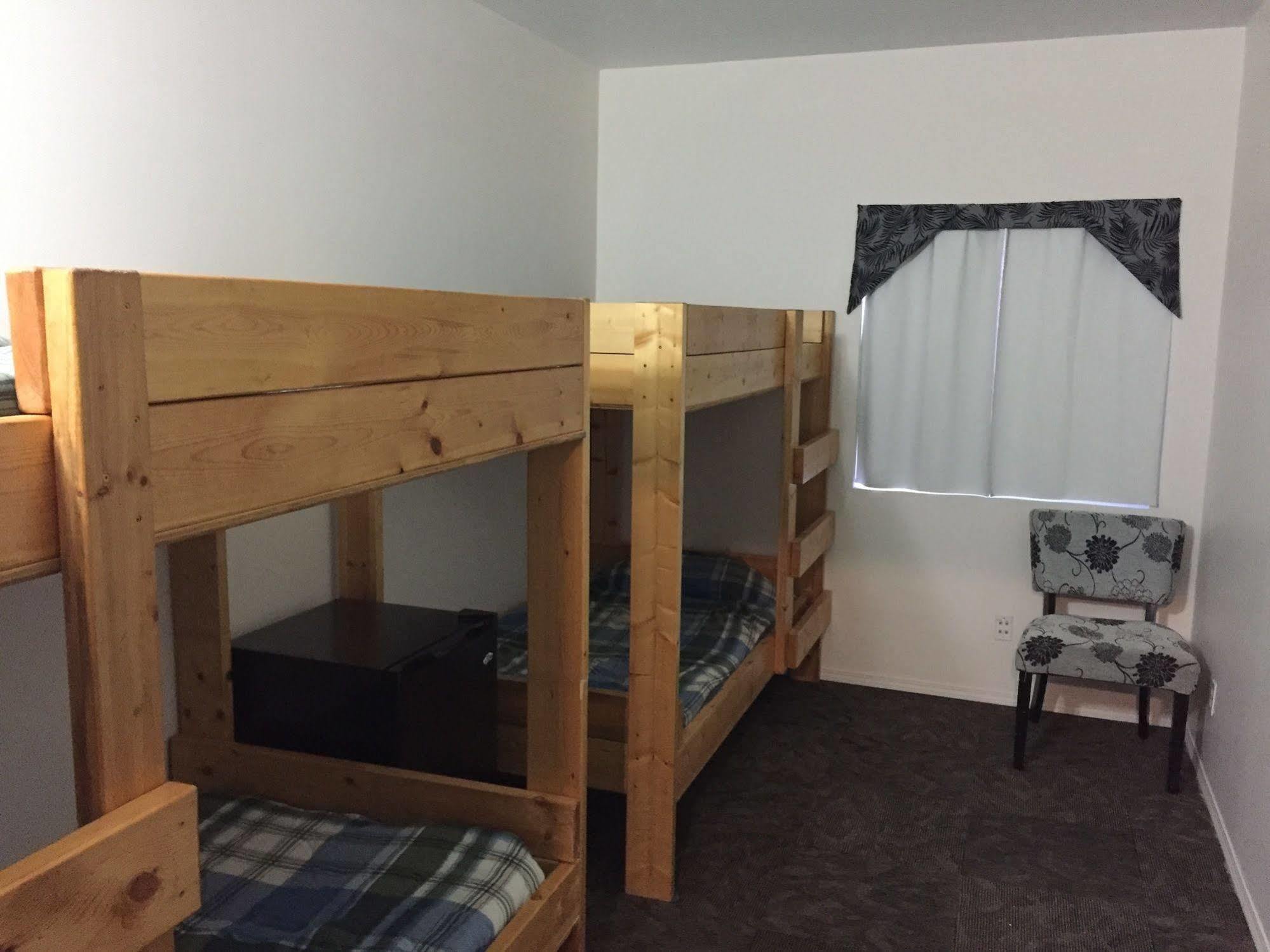 Hostel Invermere Hostel