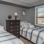 Modern Cozy 2 Bed 2 Bath With Lake And Mountain Views Pool And Hot Tub
