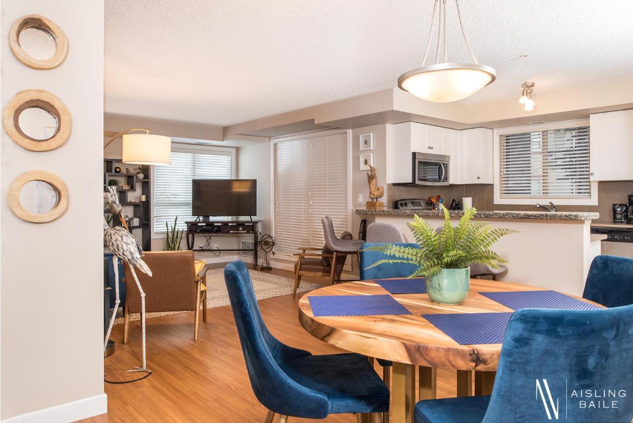 Rustic Modern 2 Bed 2 Bath With Lakeview Pool And Hot Tub *