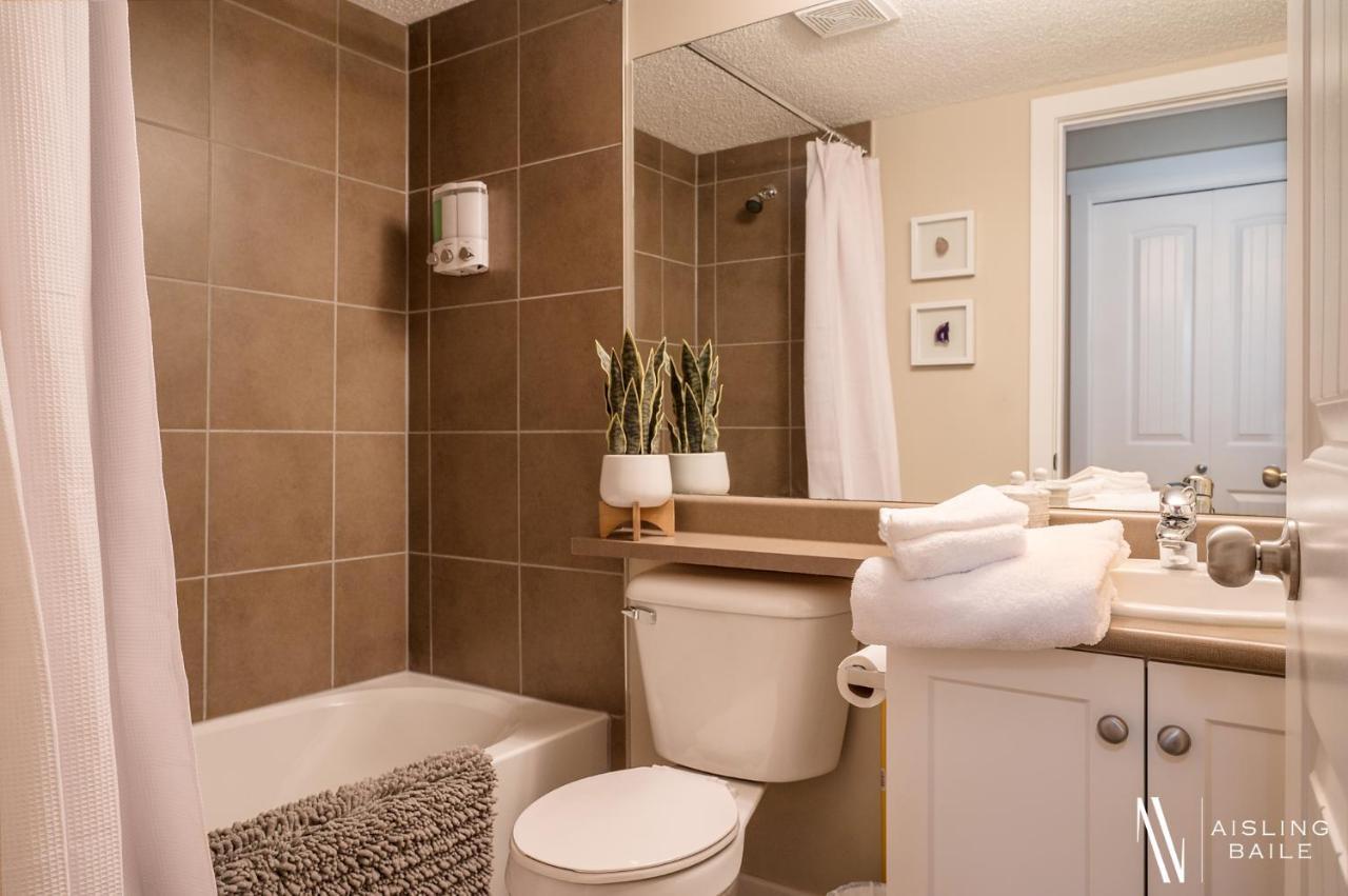 Apartment Rustic Modern 2 Bed 2 Bath With Lakeview Pool And Hot Tub *