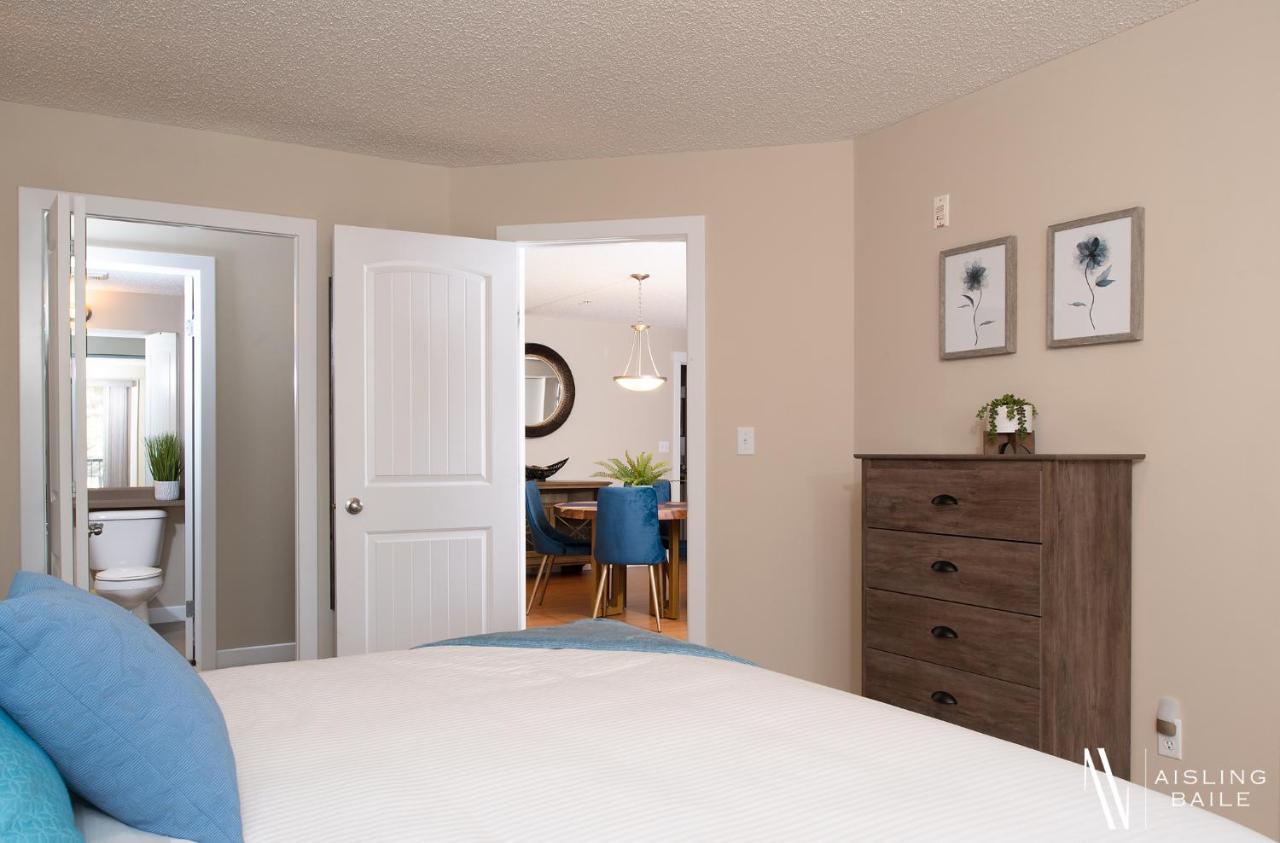 Apartment Rustic Modern 2 Bed 2 Bath With Lakeview Pool And Hot Tub Invermere