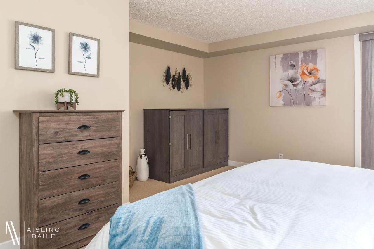 Rustic Modern 2 Bed 2 Bath With Lakeview Pool And Hot Tub