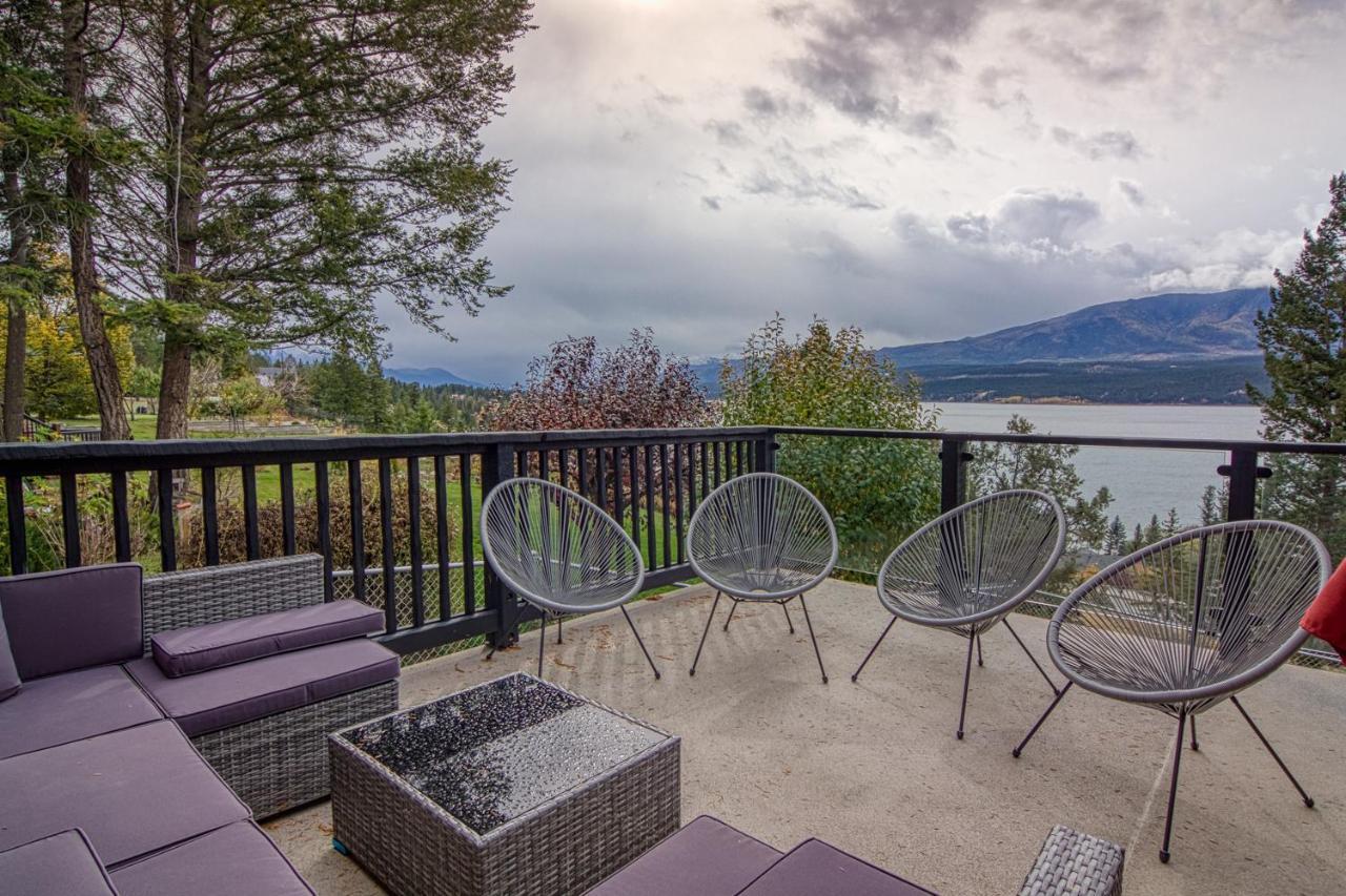 Mountain Retreat, Panoramic Views Holiday home Invermere