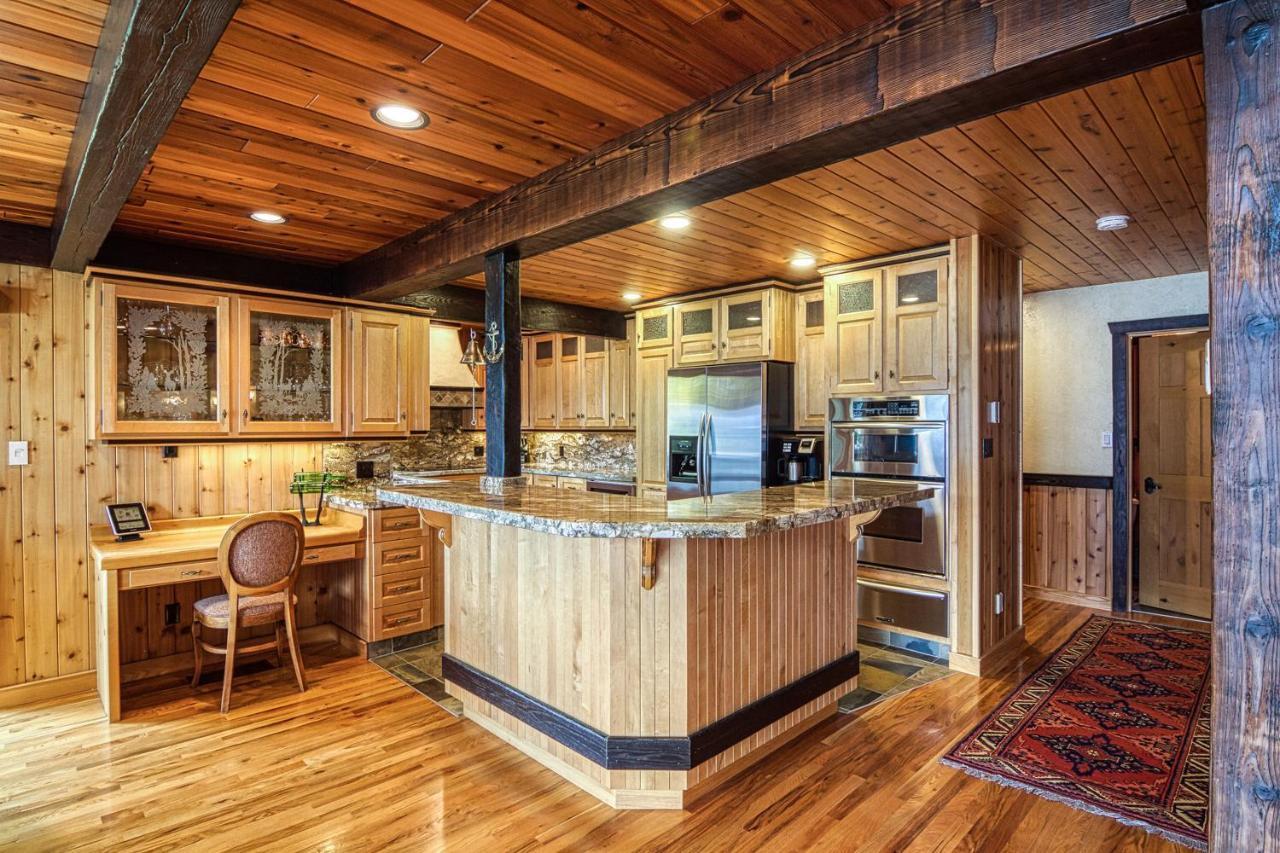 Mountain Retreat, Panoramic Views