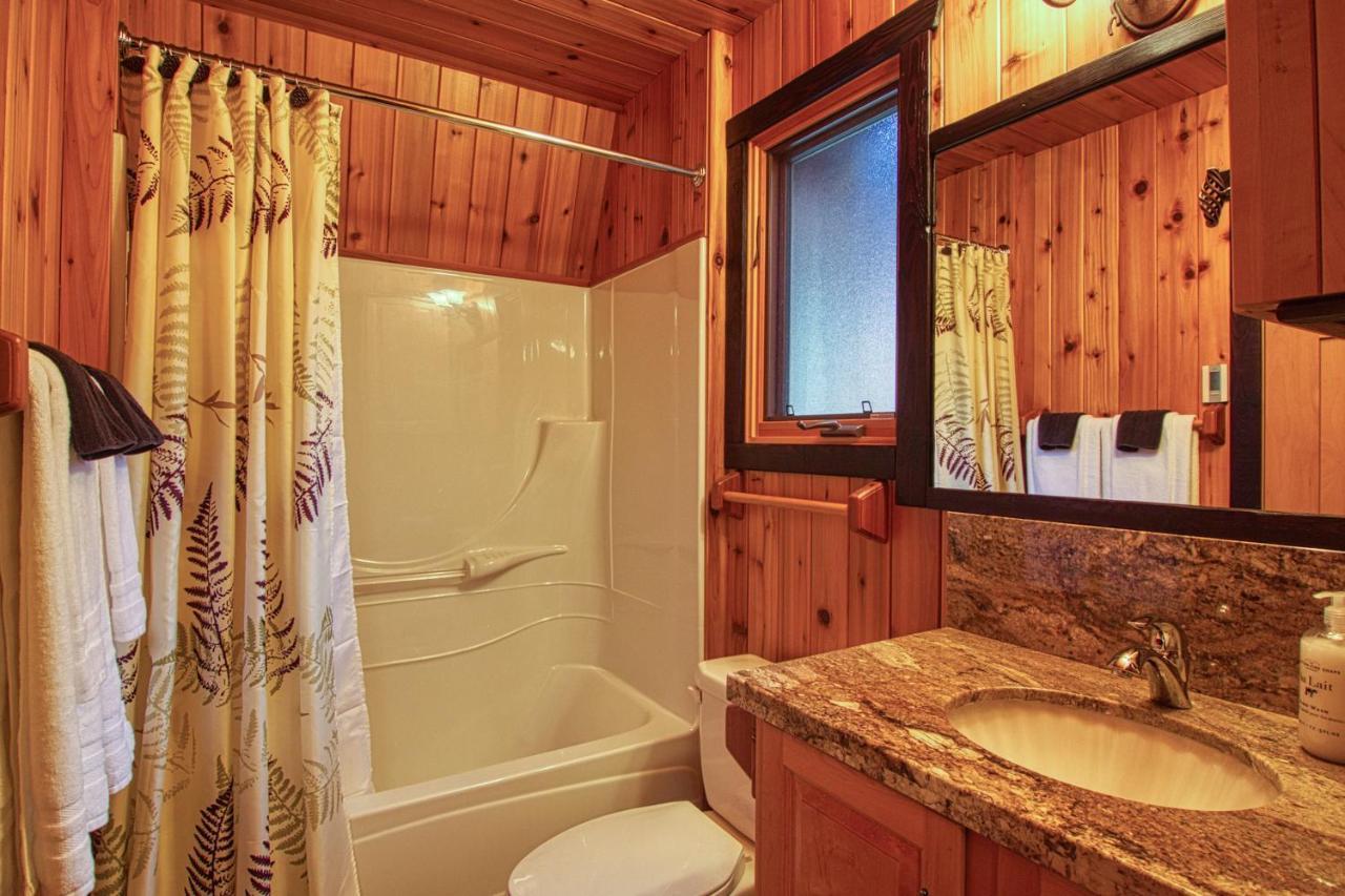 Mountain Retreat, Panoramic Views Invermere