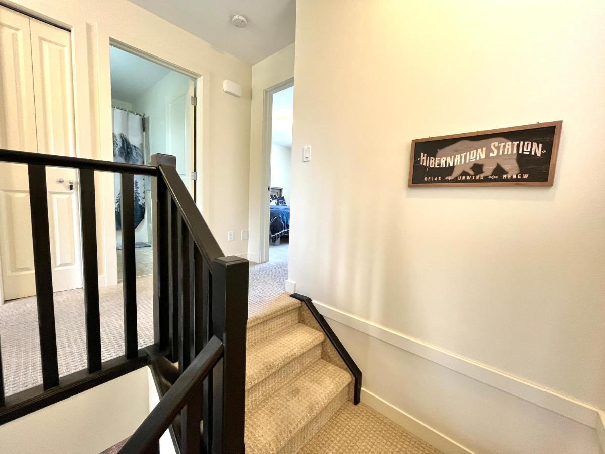 Perfect Base 3bd Townhouse Mt Views With Garage * Invermere