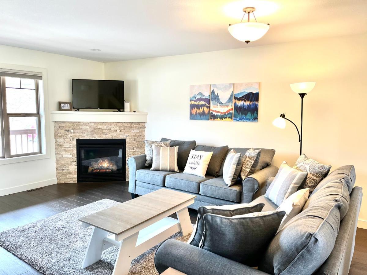 Perfect Base 3bd Townhouse Mt Views With Garage * Invermere