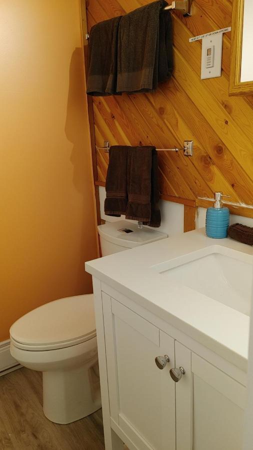 Mountain View Retreat: Luxury