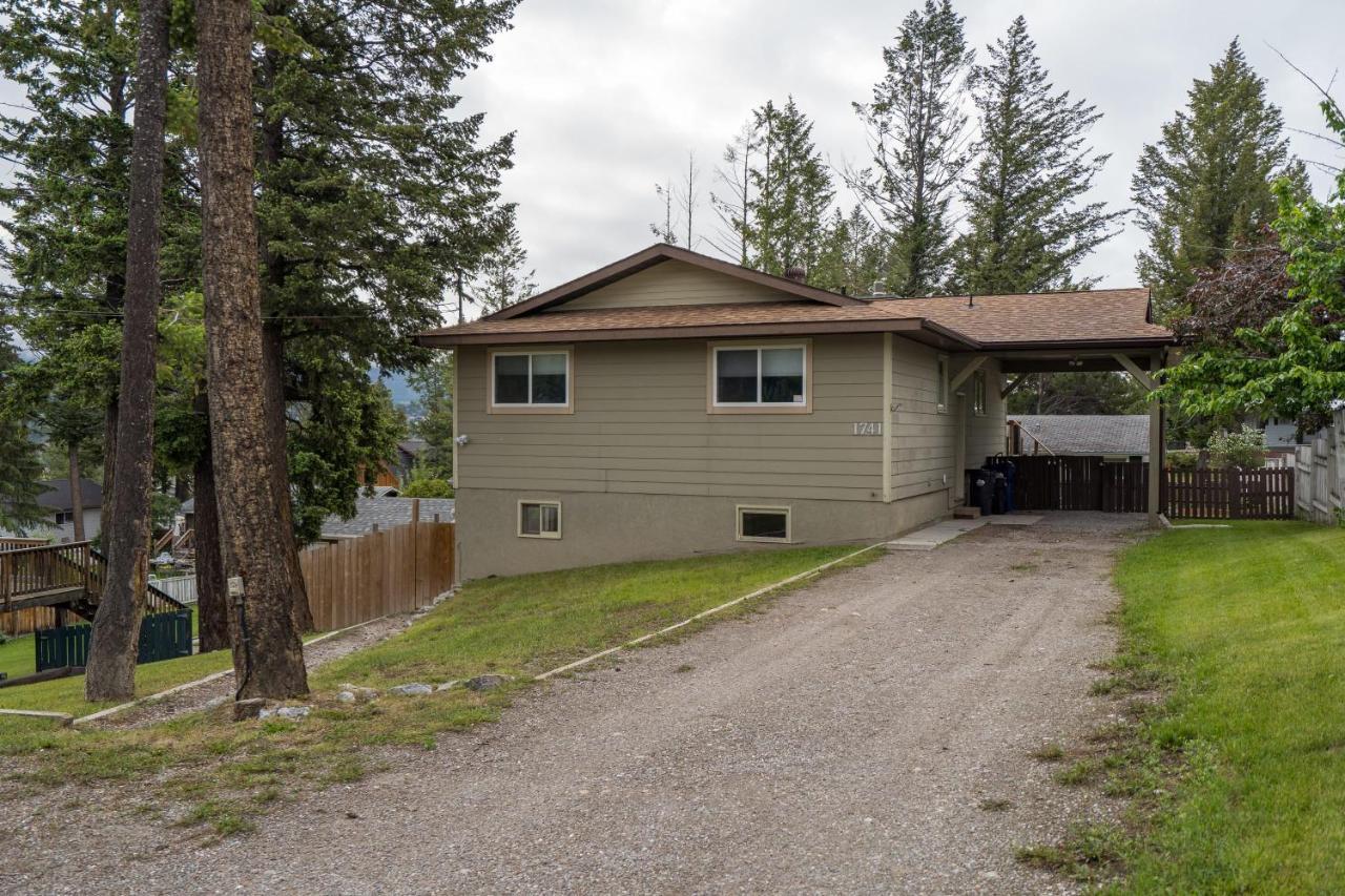 Holiday home Sleeping In Scandinavia I New Reno's I Sleep 7 Invermere