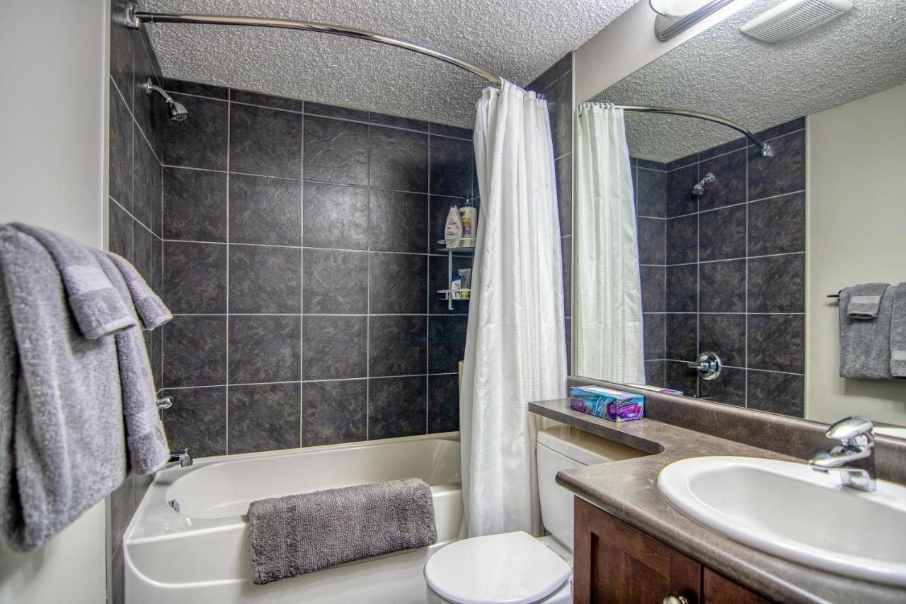 Apartment Mountain Getaway - 5 Min Walk To The Beach! Invermere