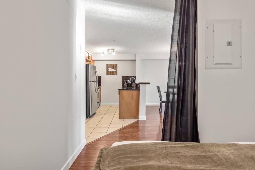 Lakeside Memories, Pool, Hot Tub, Apartment Invermere