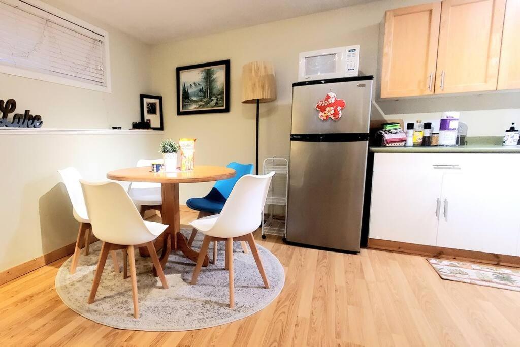 Apartment Evcharger, Free Parking, Ski, Golf, Bbq, Awesomeness *