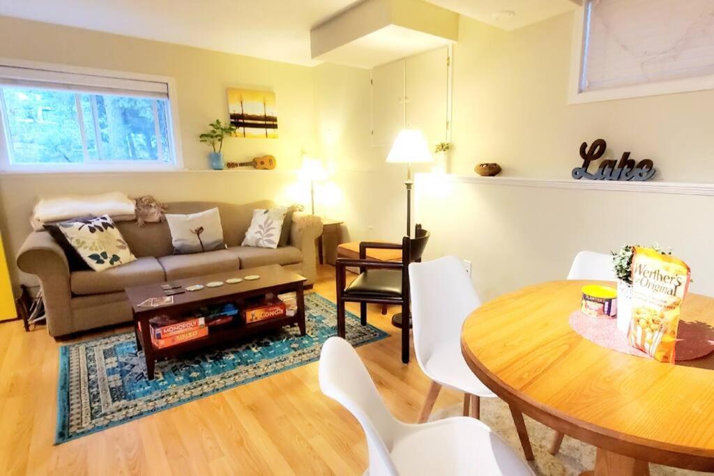 Evcharger, Free Parking, Ski, Golf, Bbq, Awesomeness Apartment *