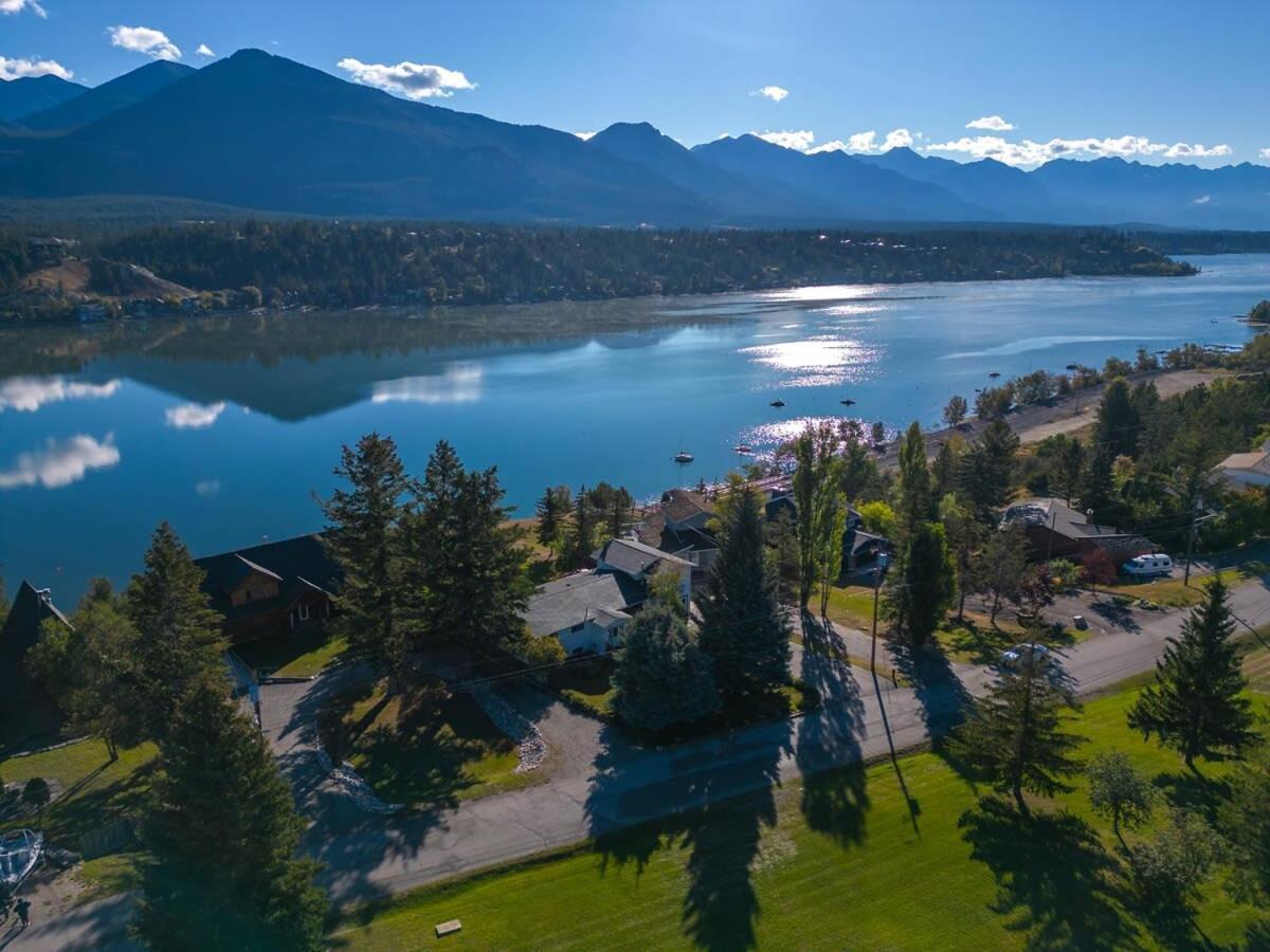 Blue Lagoon | No Service Fees | Bbq & Firepit Invermere