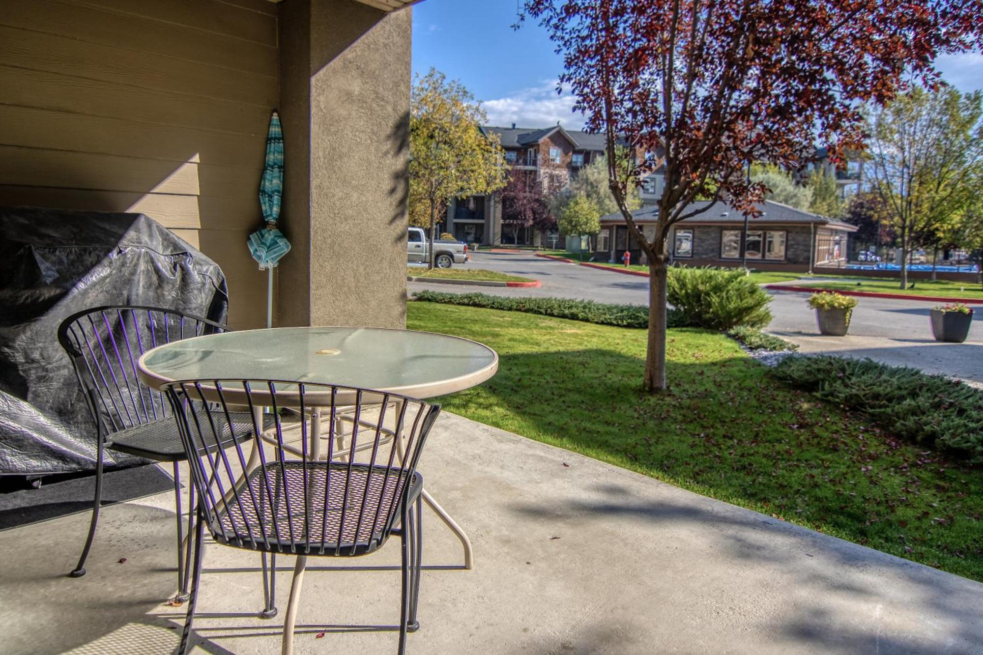 Mountain Getaway - 5 Min Walk To The Beach! * Invermere