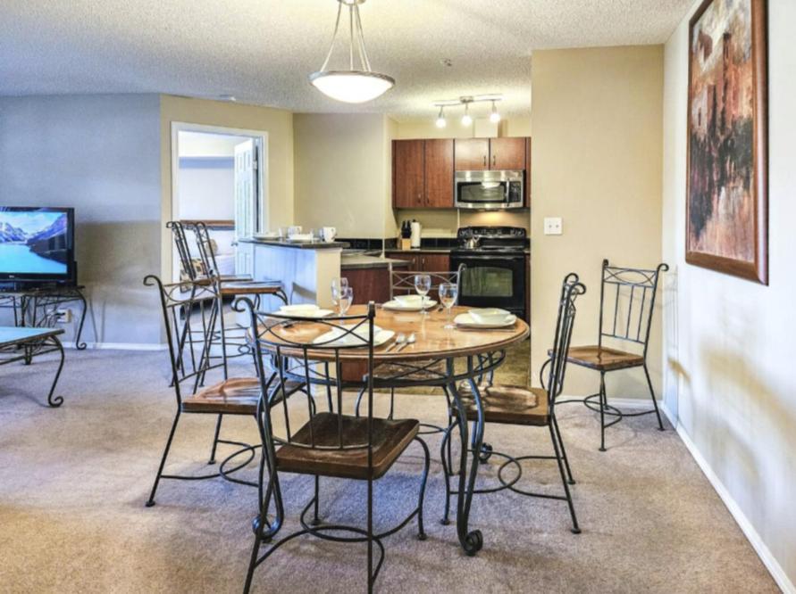 Apartment Windermere Pointe By Stayin *