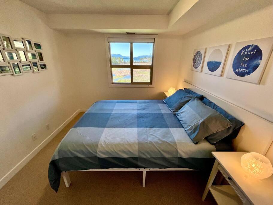 Apartment View From Every Window!