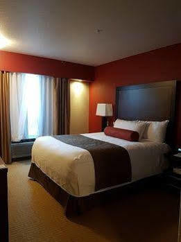 The Kanata Hotel 2*