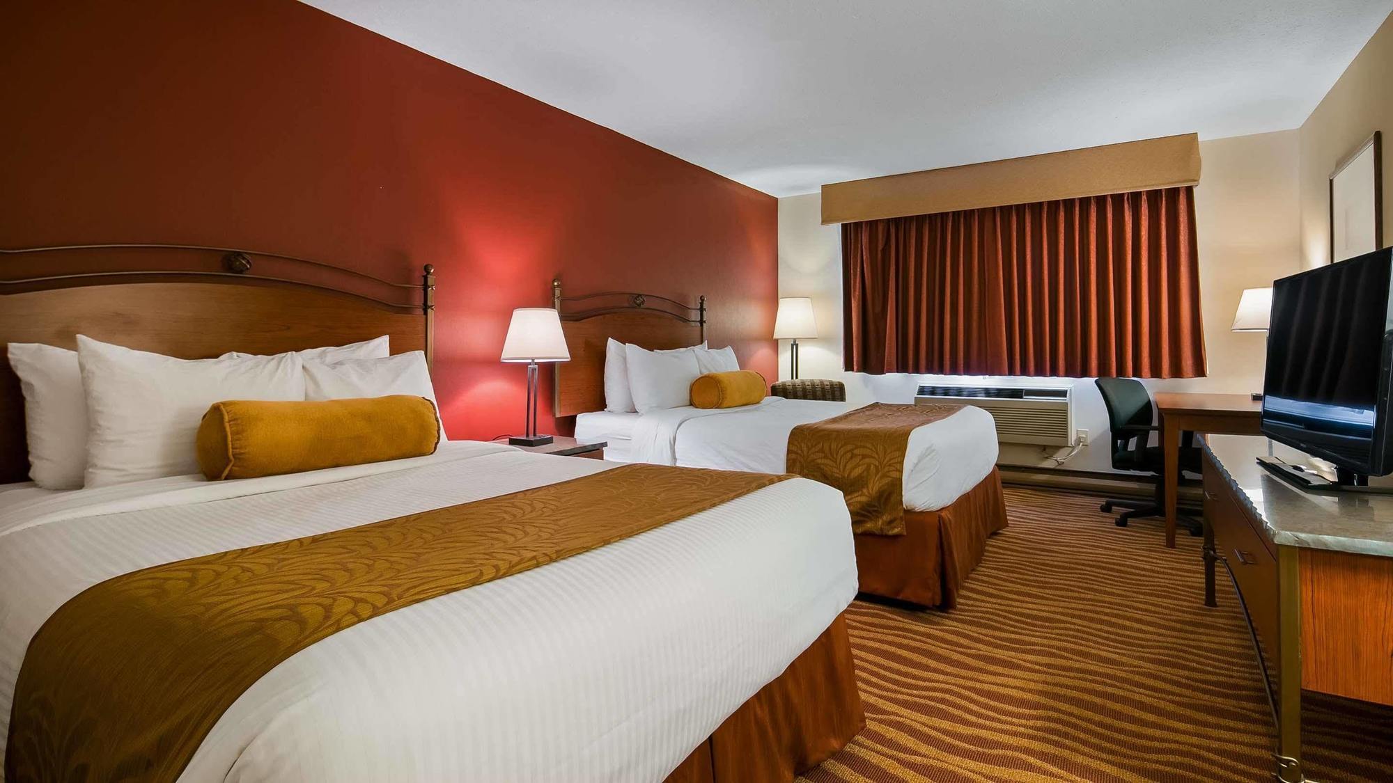 Western Hotel 2*