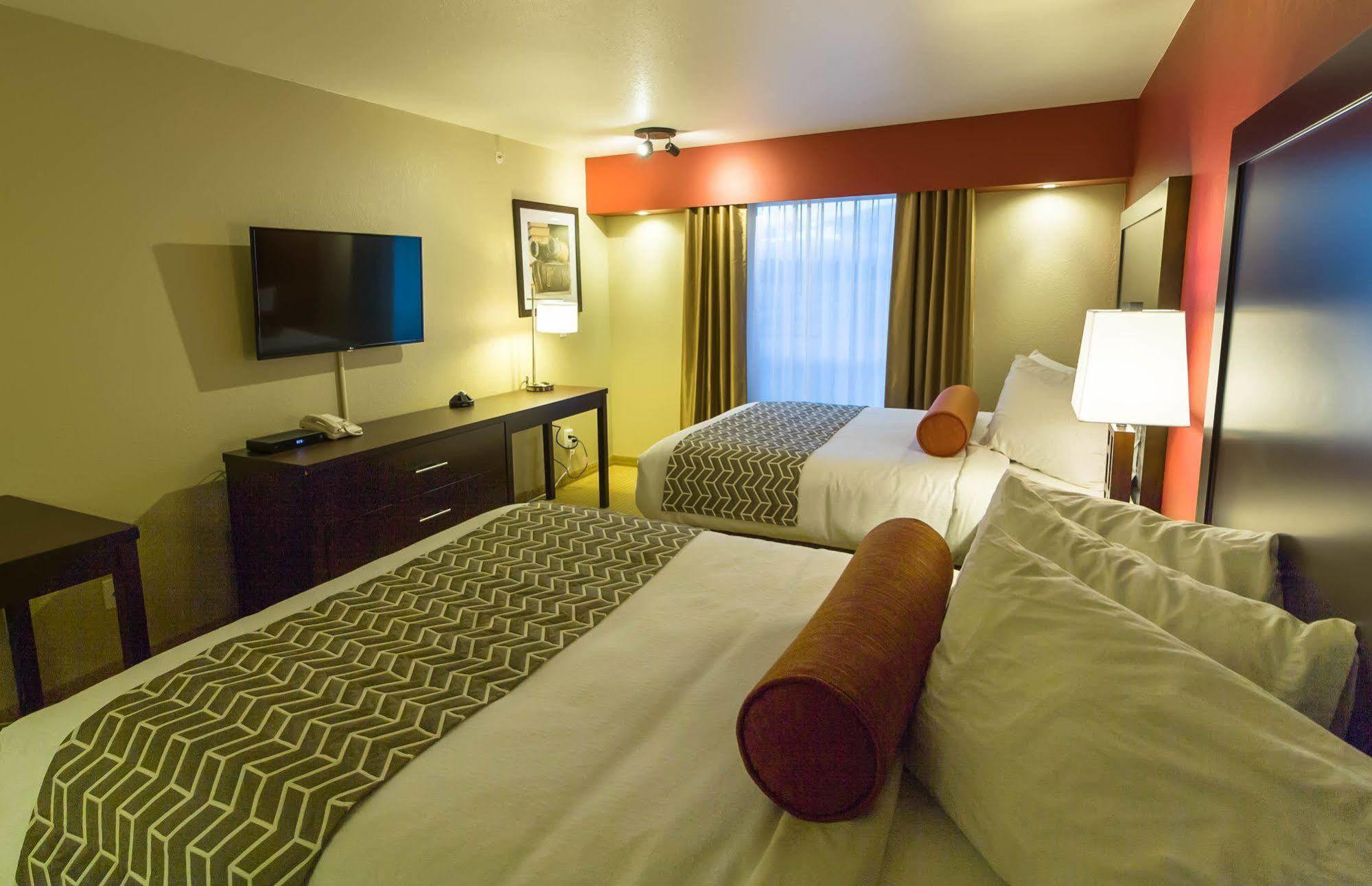 The Kanata Hotel 2*
