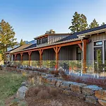 Headwaters Lodge At Eagle Ranch Resort