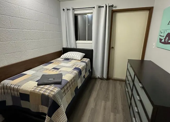 Cozy Beach 2 Bedroom Apartment