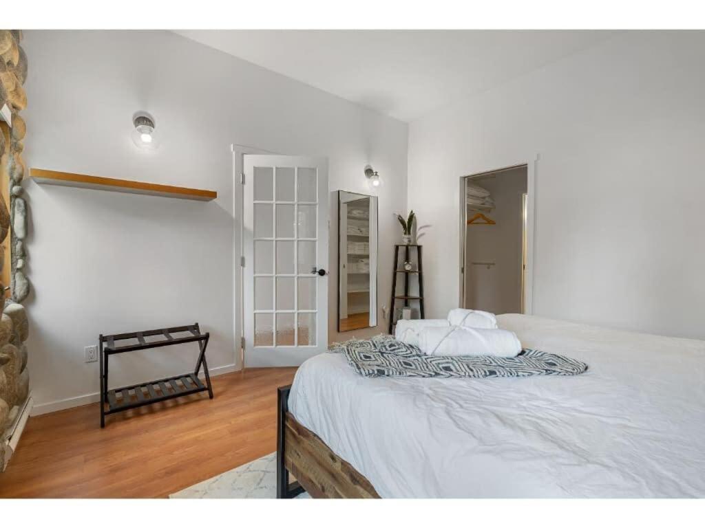 Chardonnay Chalet I Fireplace I Mountain View I Tv * Invermere