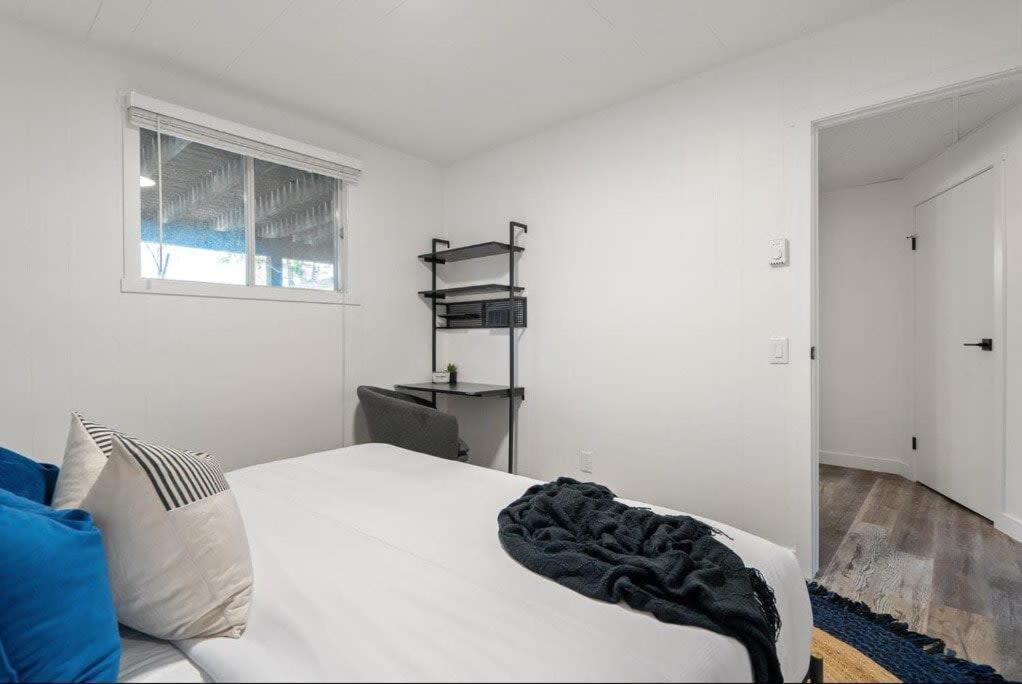 Blue Lagoon | No Service Fees | Bbq & Firepit Holiday home *