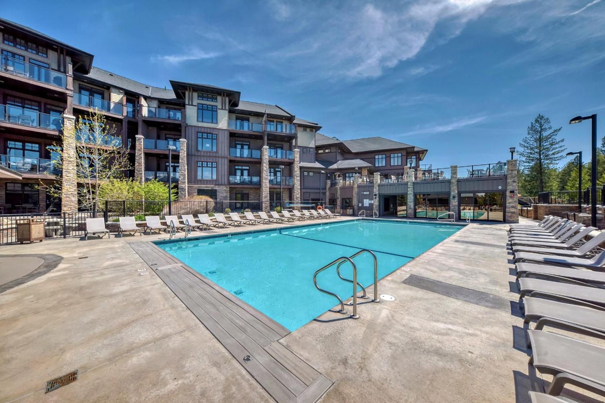 Copper Point 5*