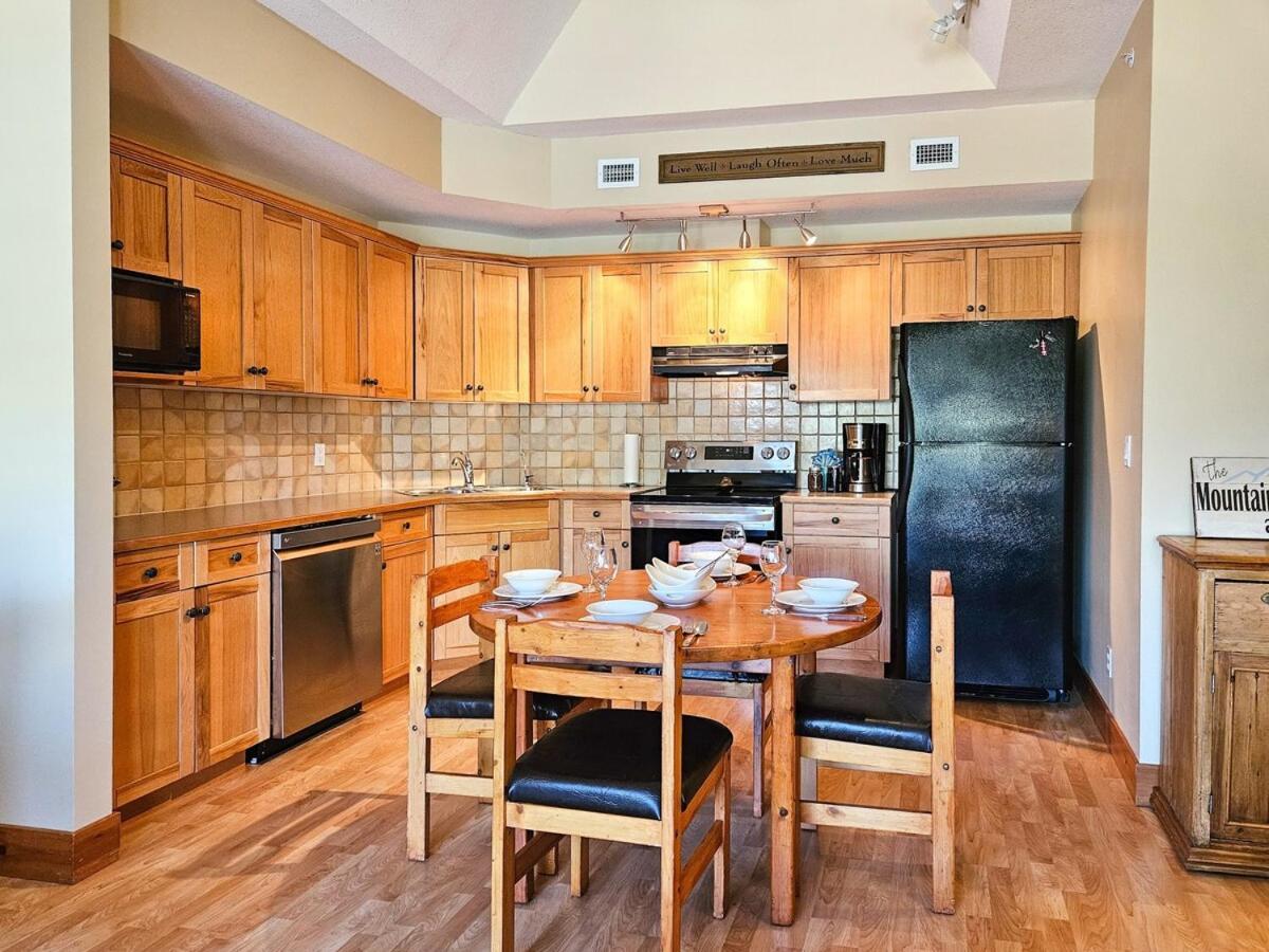 Heron Point By Stayin Apartment Invermere