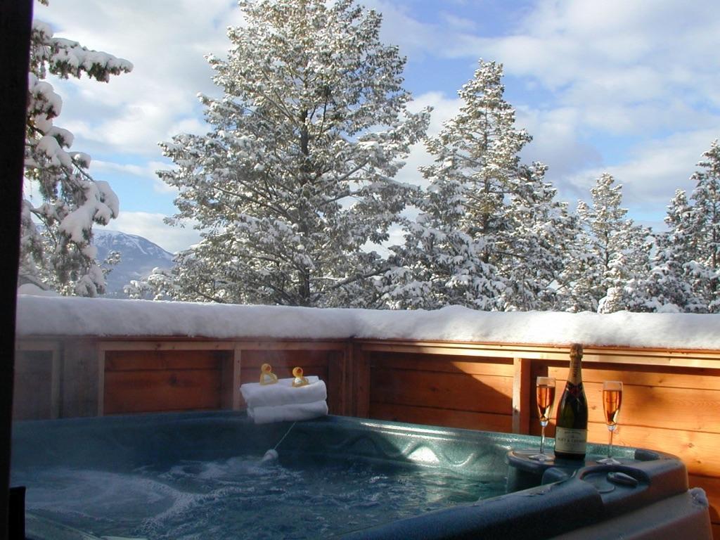 Resort Deere Ridge Cabins Invermere